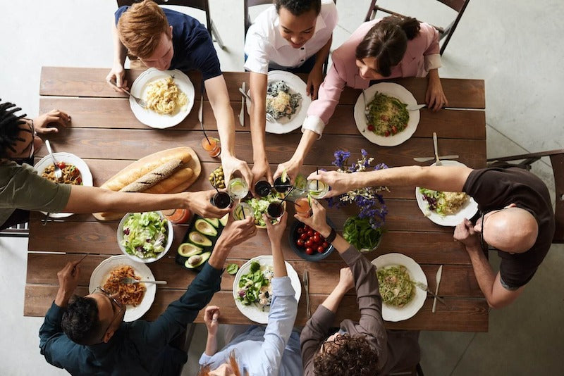 cousinade autour d’une table