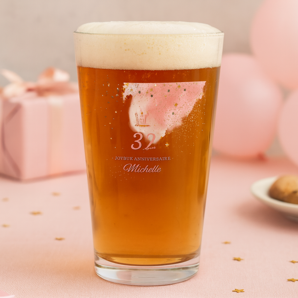 Verre à bière personnalisé Pinte en verre Anniversaire Rose & Doré ambiance