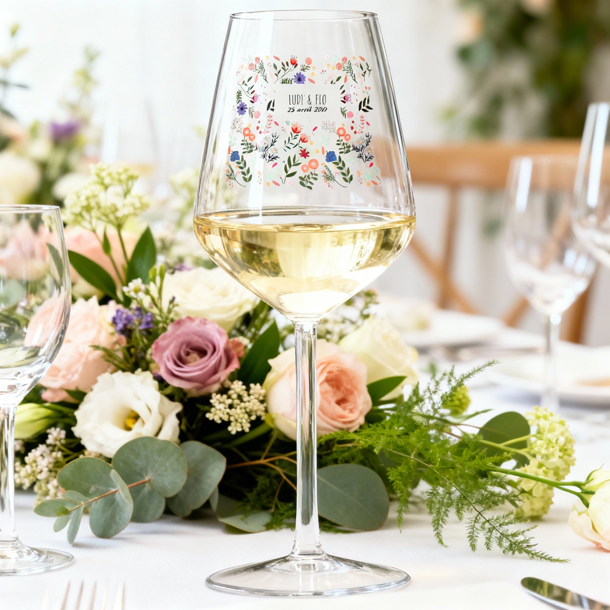 Verre à vin en verre personnalisé Mariage Printemps