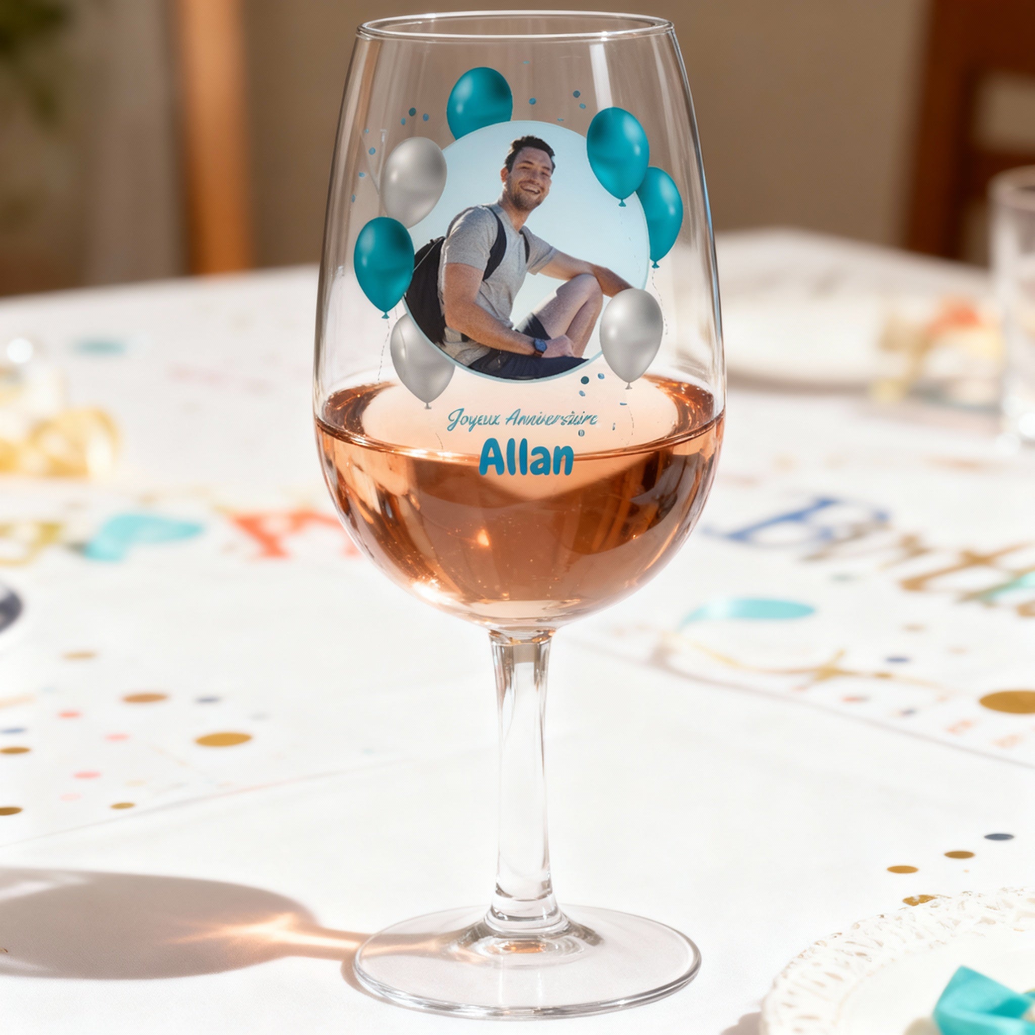 Verre à vin Syrah personnalisé Anniversaire Photo & Ballons Bleus