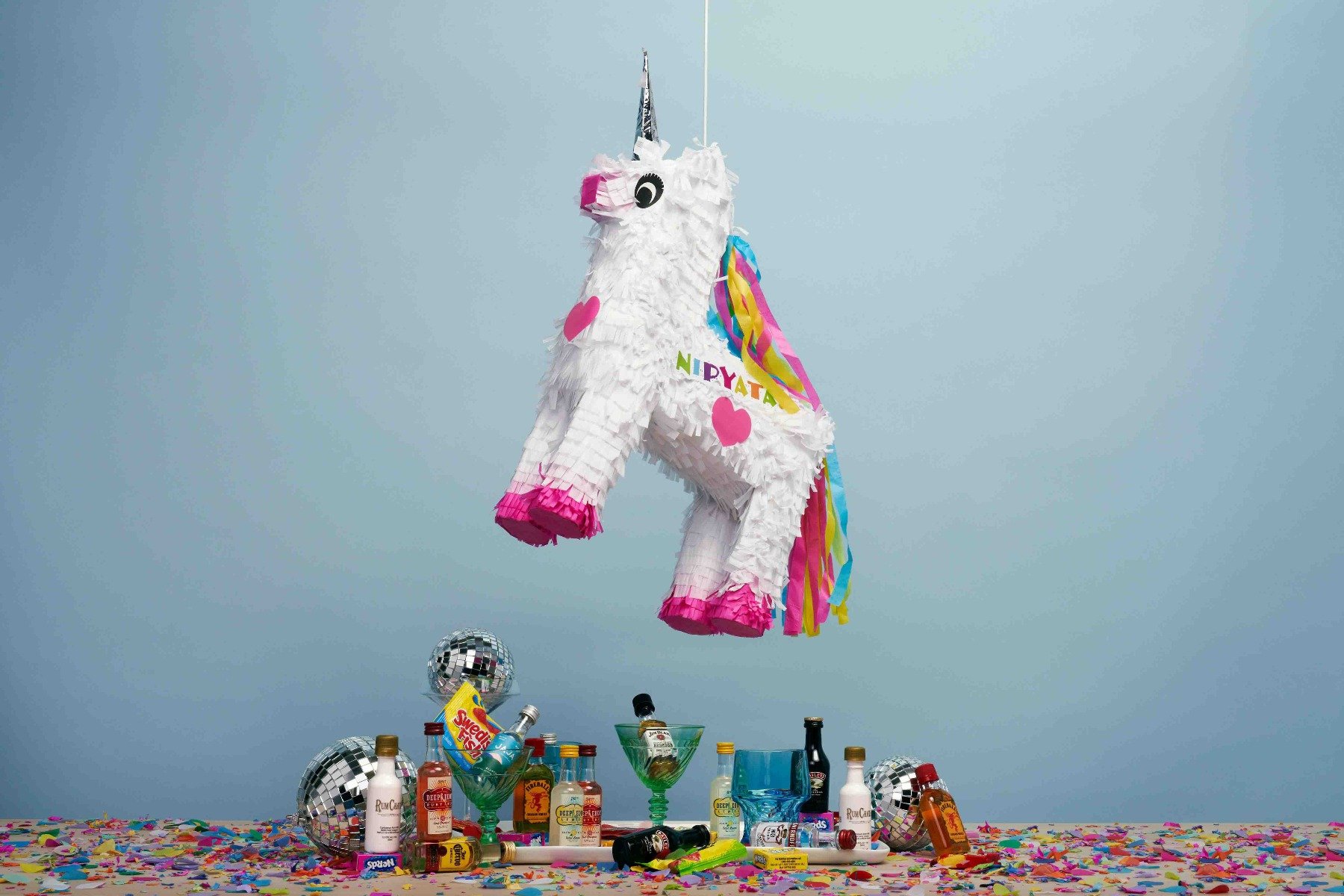 pinata anniversaire licorne